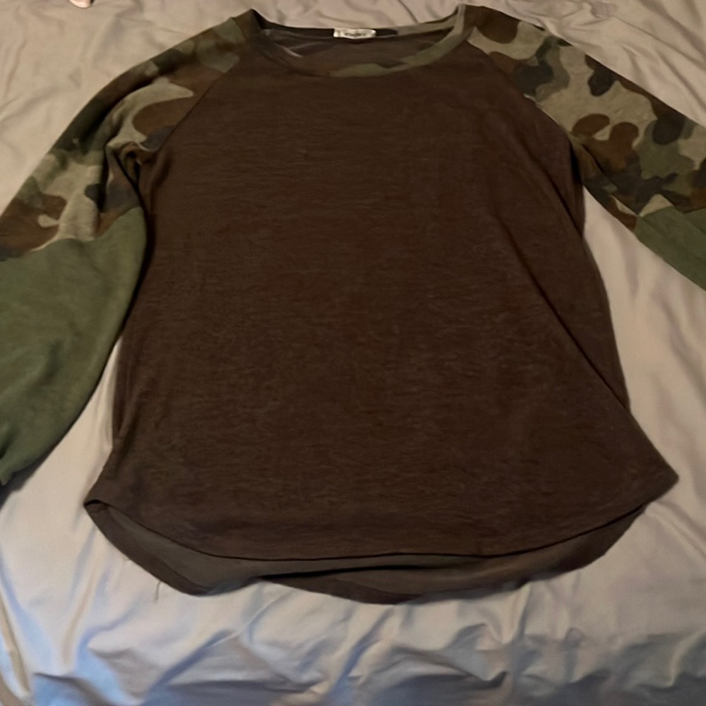 Adora sweater